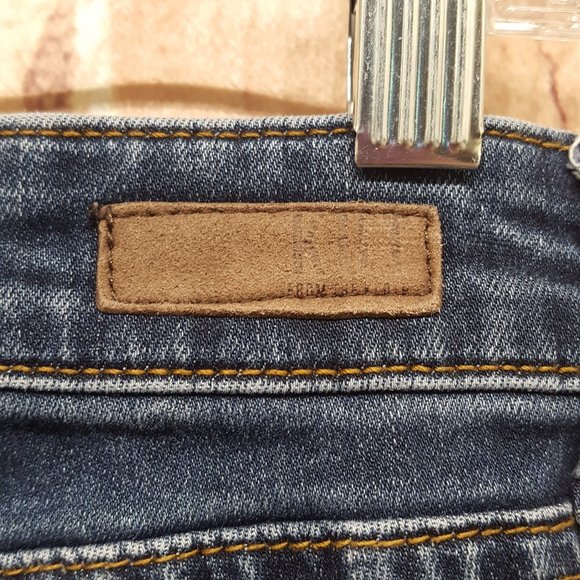 Kut from the Kloth High Rise Crop Straight Leg Jeans Size 6 - Picture 7 of 13